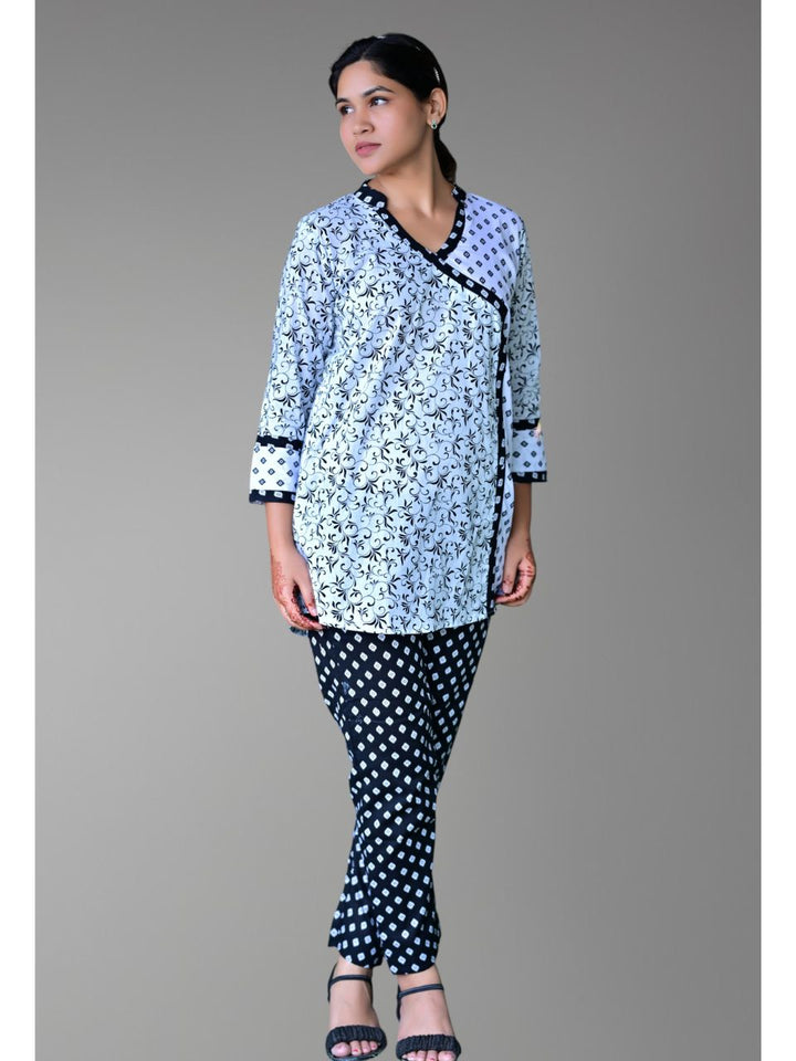 Black & White Harmony Set, cotton co ord set, black & white co-ord set, daily wear sets, printed set
