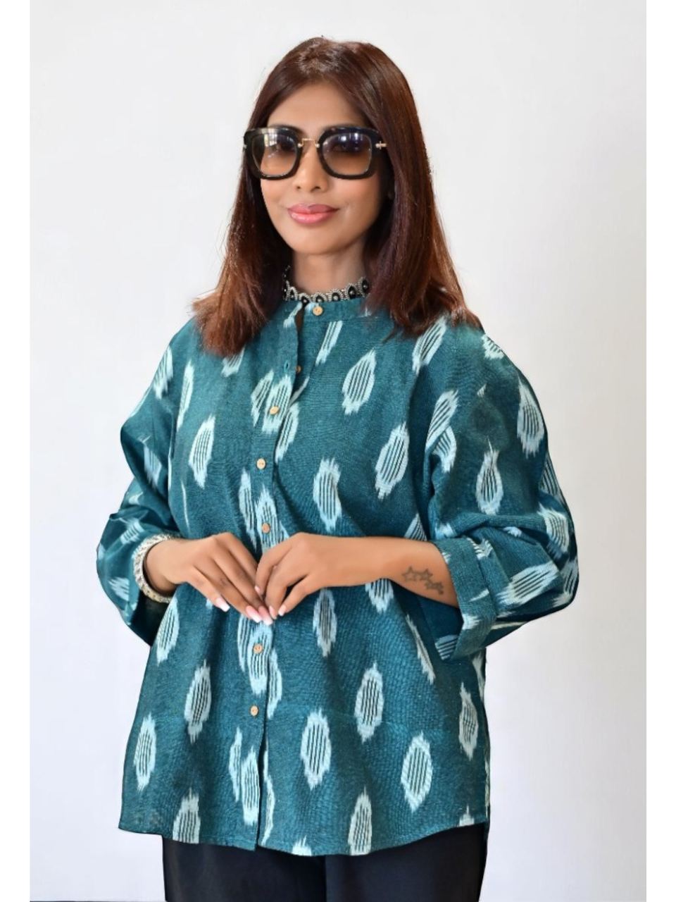 handloom cotton shirts for women, cotton shirt for women, Green Ikat Handloom Cotton Shirt, green shirt, ikat handloom shirts