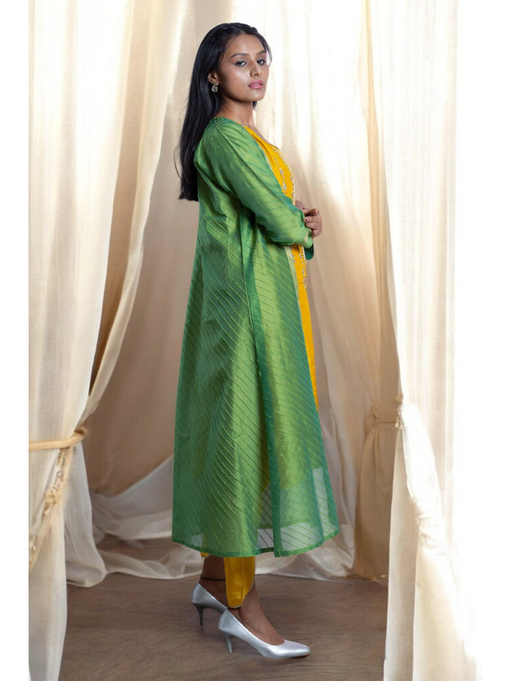 Radiant Chanderi Green Shrug, chanderi Shrug, Party wear shrug, jacket, Pongal sale, Lohri sale