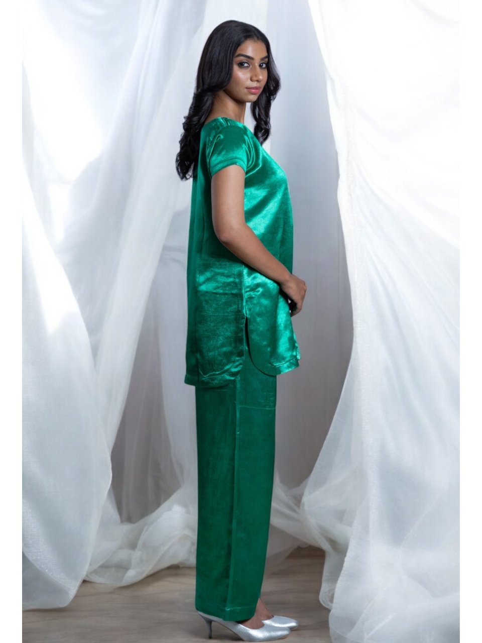 Lush Emerald Silk Set With Shrug, Silk co ord set, green co ord set, party wear co ord, printed silk jacket, Pongal sale, Lohri sale