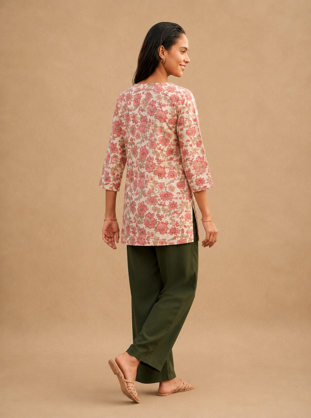 Shop the Safa Blush Floral Cotton Kurti by Lush Layers. A breathable everyday cotton kurti with delicate floral prints and an elegant detailed neckline, perfect for work and casual wear.