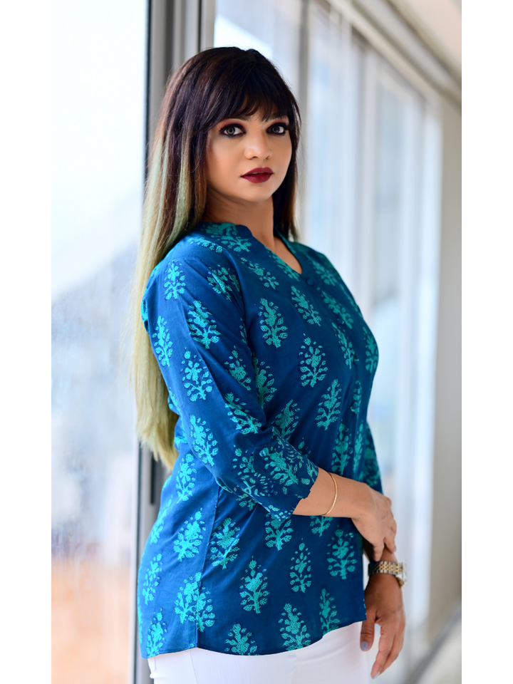 ladies kurtis, kutris for women,  women  kurtis, ladies  kurtis and tops, womens kurtis, blue kurti for women, down shoulder kutris for women, women in blue kurtis, kurtis online,  kutis, party wear short Kurtis on jeans