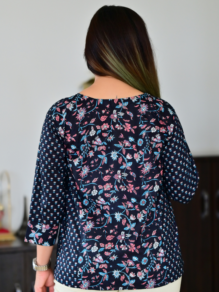 ladies kurtis, kutris for women,  women  kurtis, ladies  kurtis and tops, womens kurtis, black kurti for women, down shoulder kutris for women, women in black kurtis, kurtis online kurtis, cambric cotton kurti, party wear short Kurtis on jeans