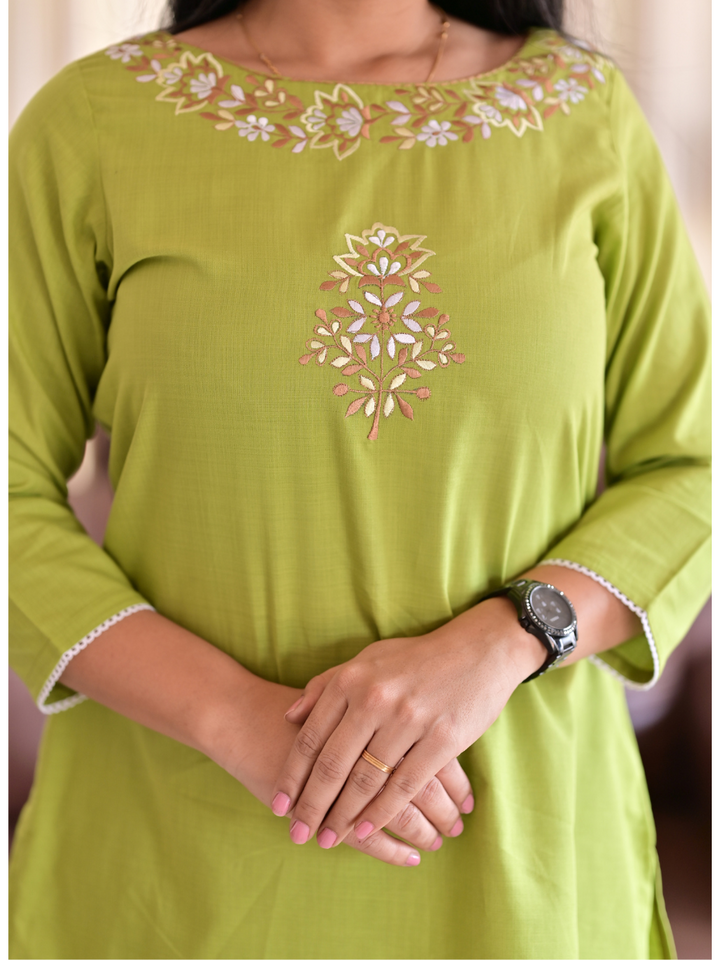 Green Embroidered Kurti Top ladies kurtis, kutris for women,  women  kurtis, ladies  kurtis and tops, womens kurtis, Green kurti for women, down shoulder kutris for women, women in Green kurtis, kurtis online kurtis,  cotton kurti, party wear short Kurtis on jeans, Shirt Kuties, Long Kurtis, summer kurtis, embroidery kurtis, indian kurtis, elegant kurtis, designer kurtis